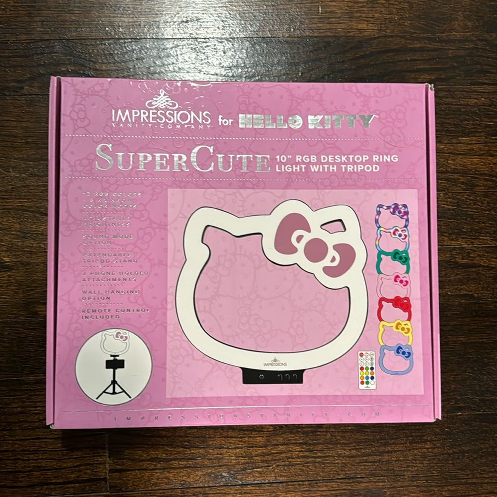 NIB Hello kitty ring light